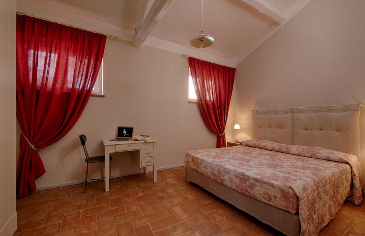 Agriturismo Poderedodici Орбетелло Экстерьер фото